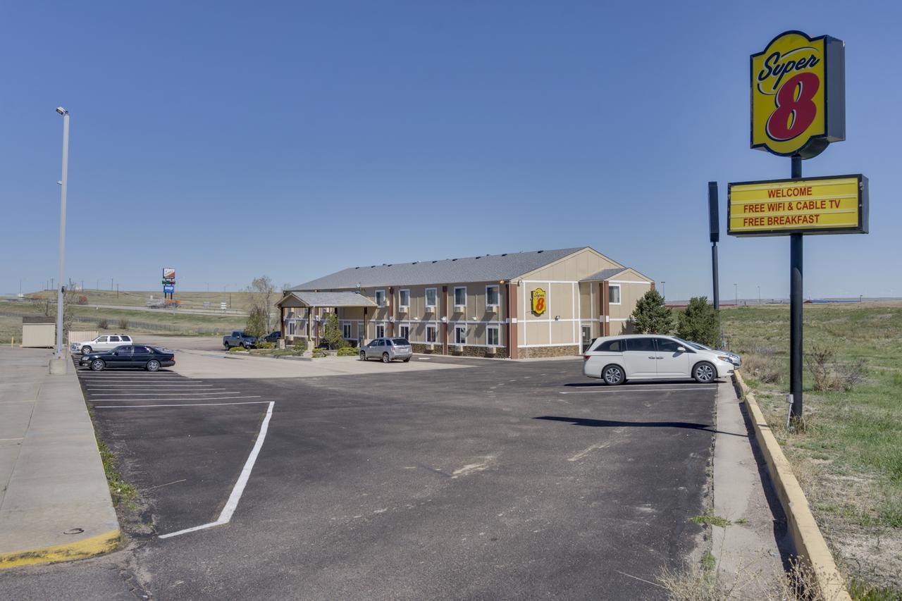 Super 8 By Wyndham Limon Hotel Luaran gambar